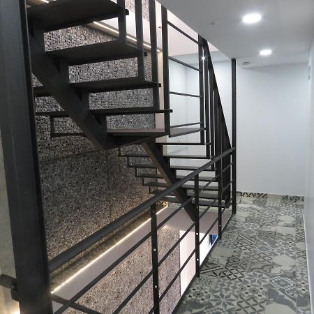 Hotel Alojamientos Aviche 6 Santander Exterior photo